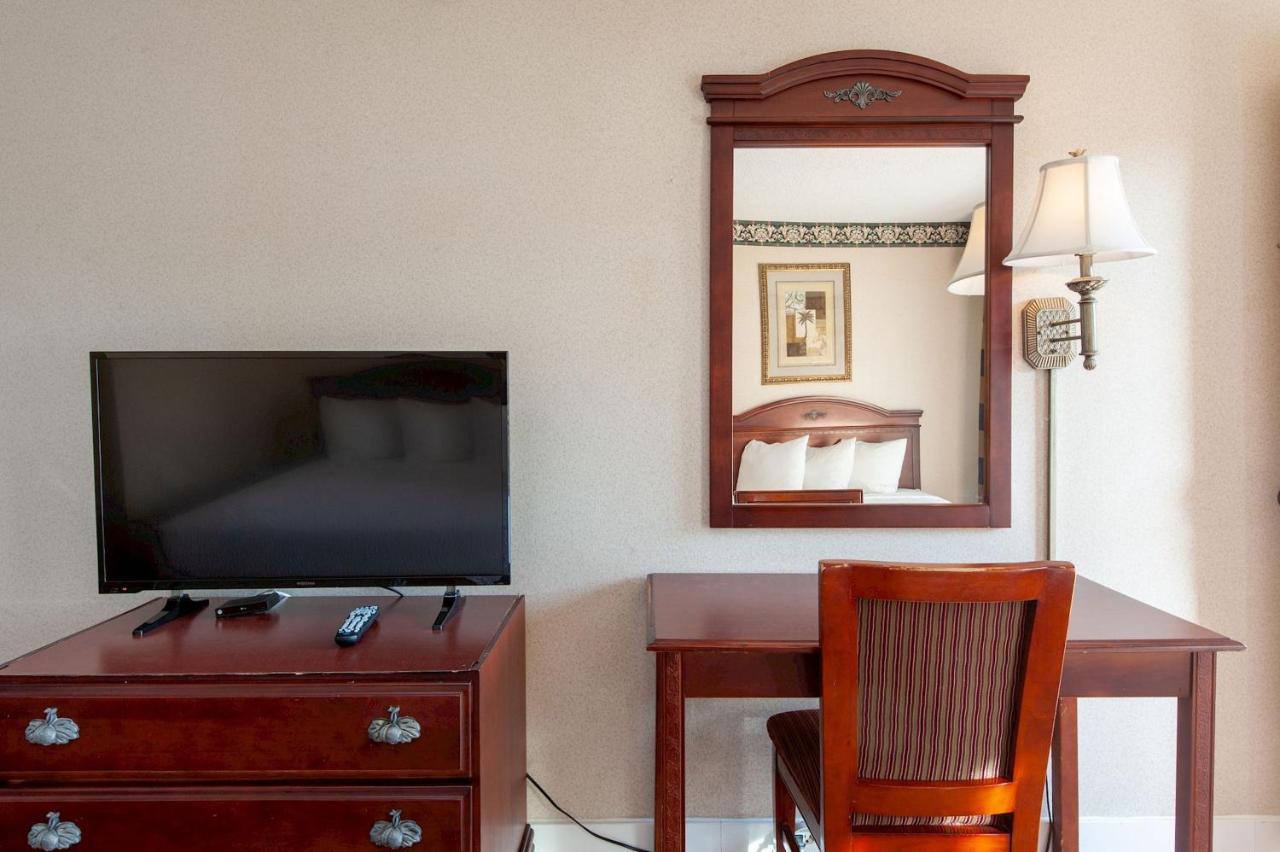 Studio City Court Yard Hotel Εξωτερικό φωτογραφία