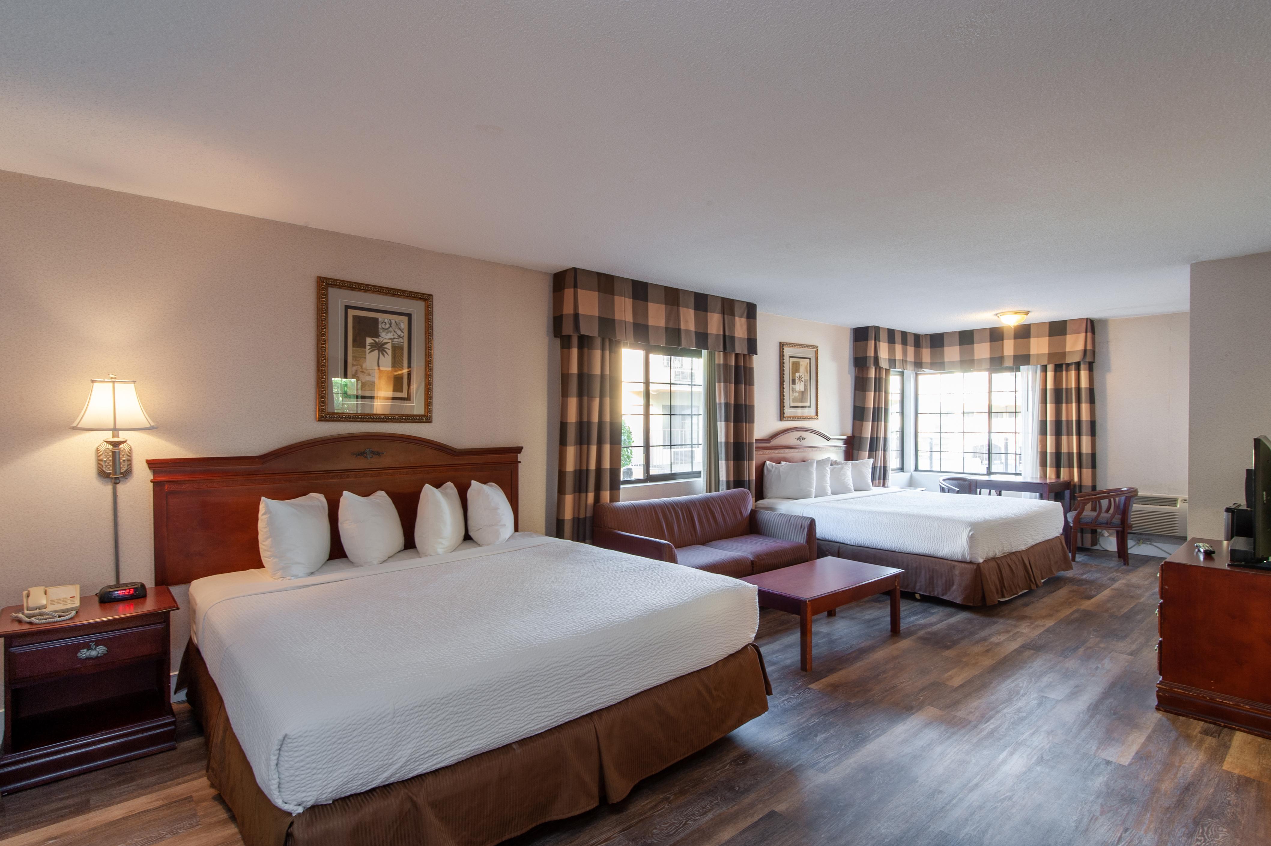 Studio City Court Yard Hotel Δωμάτιο φωτογραφία